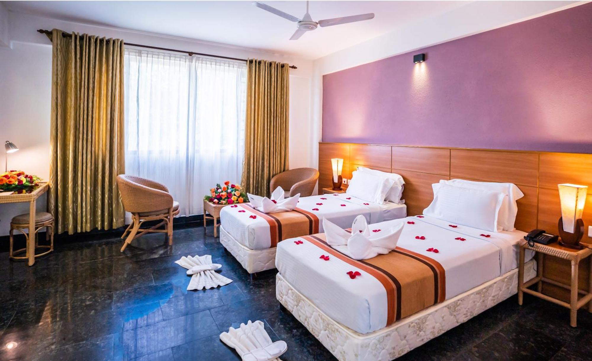 Peppervine Hotel Thekkady Kamer foto
