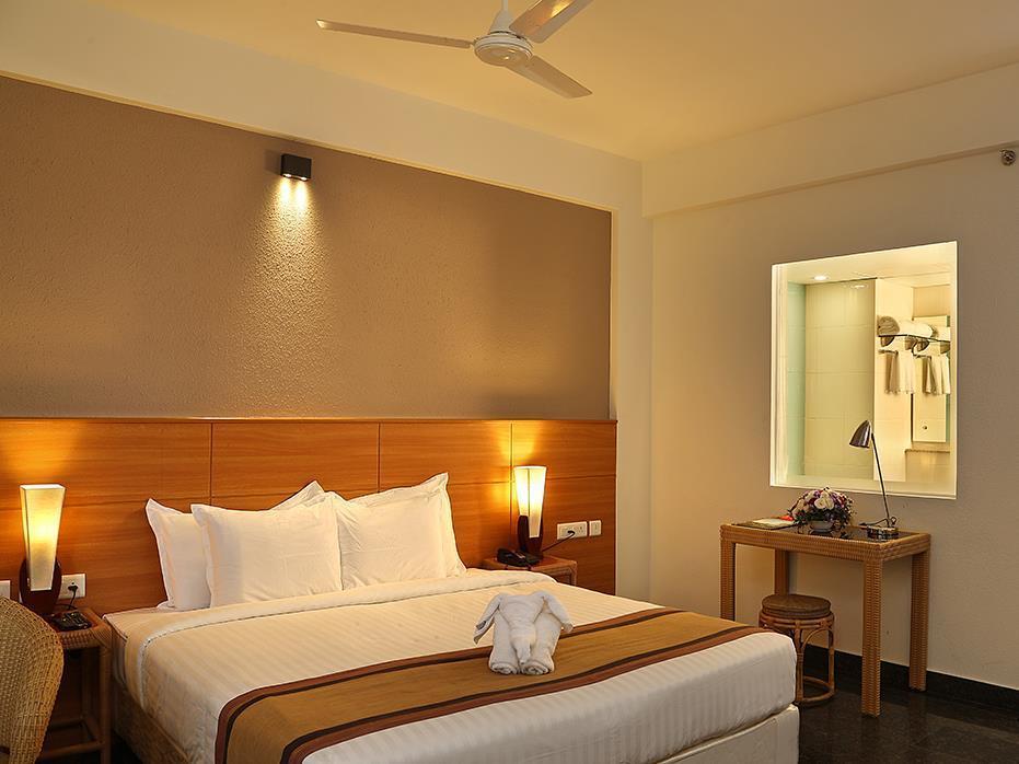Peppervine Hotel Thekkady Buitenkant foto